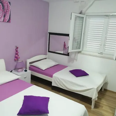 Slavica Trogir